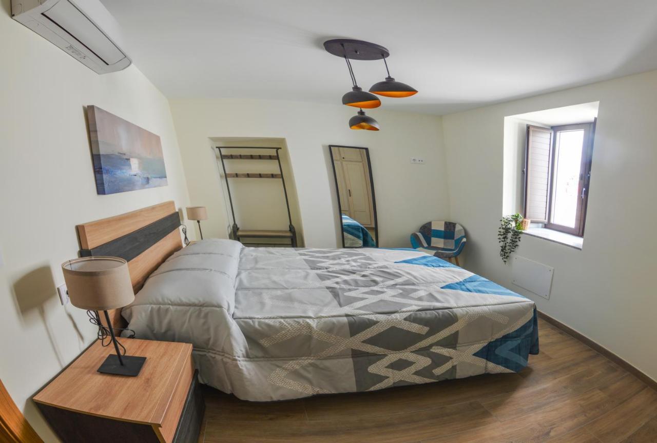 Apartamentos Turisticos Hornillo Cáceres Exterior photo