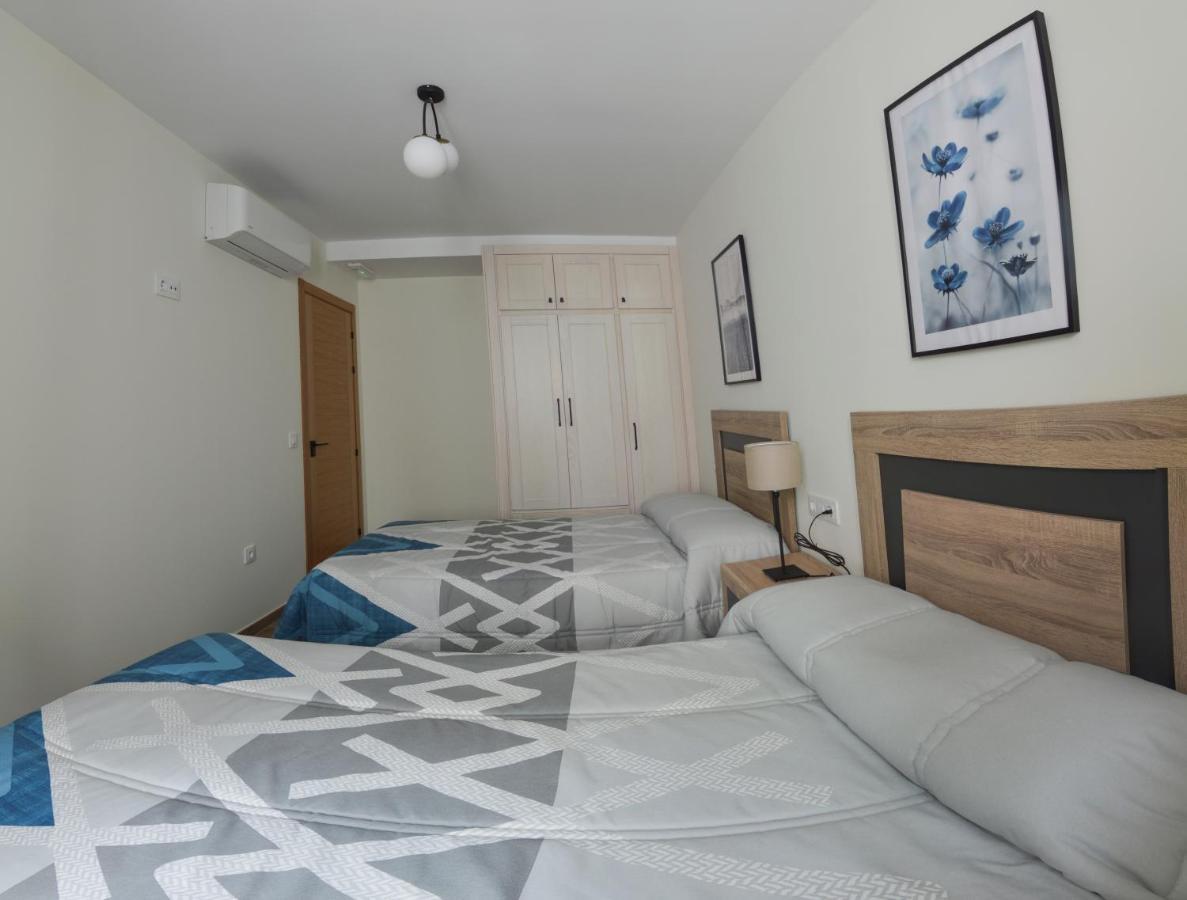 Apartamentos Turisticos Hornillo Cáceres Exterior photo